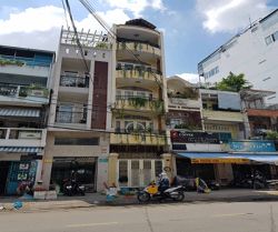 cho thue nha mat tien co bac quan 1