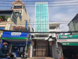 cho thue nha mat tien thang long 5x20 1 tret 5 lau 70tr th 