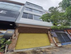 cho thue nha gan duong cong hoa phuong 13 tan binh dt 5 x 12 m 1 tret 4 lau gia 30 trieu th