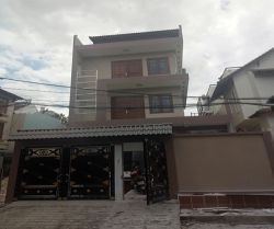 cho thue  nha quan 2 hem xe hoi duong quoc huong thao dien 75x23 ham 1tret 2lau gia 65 trieu