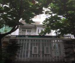 cho thue nha hem duong cach mang thang 8 phuong 11 quan 3