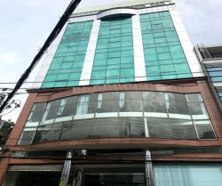 cho thue mat bang mat tien huynh van banh 520m2 gia 180 trieu