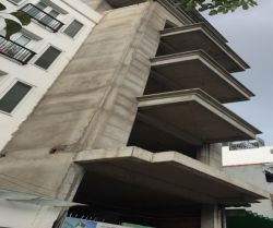 toa nha vp hem xe hoi nam ki khoi nghia