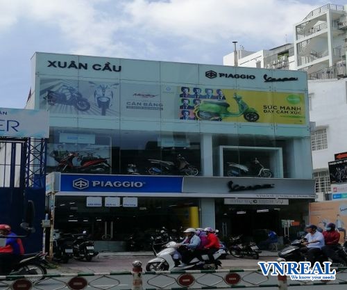 cho thue nha mat tien duong phan dang luu 65x30m 5500 usd