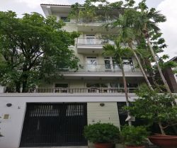 cho thue nha mat tien duong hoa mai 8x18 m2 3 lau 4500 usd