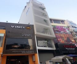 cho thue nha mat tien duong tran quoc hoan 4 6x23 m 5 lau 7000 usd