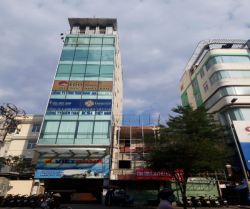 cho thue nha mat tien dinh tien hoang quan binh thanh 8x30m 220 trieu