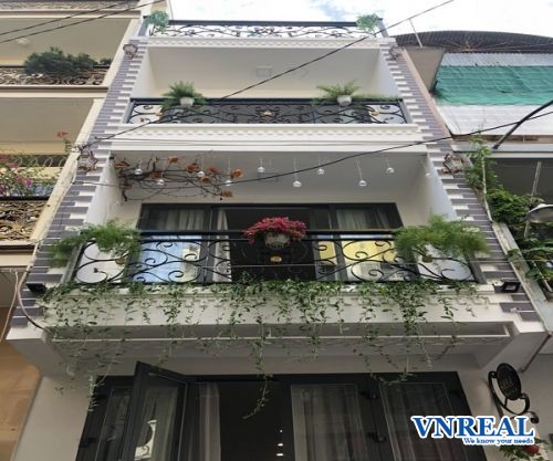 ban nha hem xe hoi 8m duong huynh van banh p13 quan phu nhuan 3 6x12m 3 lau 12 2 ty