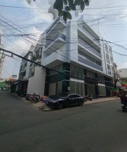 cho thue nha mat tien duong c1quan tan binhdt 6 2x22hamtret 4lau  gia 120 trieu 