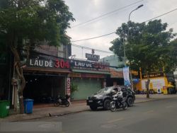 cho thue mat bang mat tien duong le van sy 17x40 m2 400 trieu