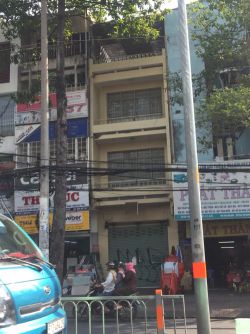 ban nha mat tien duong ly thuong kiet dien tich 4x25 1 tret 2 lau san thuong  gia ban 285 ty 