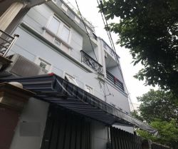 ban nha hem nguyen kiem 4 5x9m 3 lau gia 7 8 ty