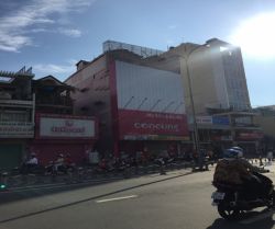 cho thue nha mat tien phan dang luu ngang 9m