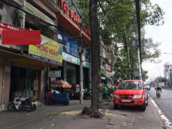 cho thue nha mat tien duong ly thuong kiet 8x22m 1 tret 2 lau 160 trieu th