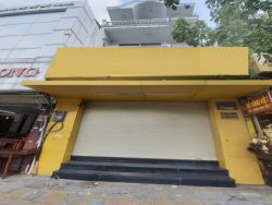 cho thue nha mat tien cong hoa p4 tan binh dt 5 x 20m 1 tret 3 lau san thuong gia 3 000usd th