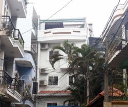 nha ban truong quoc dung phu nhuan 5 3x9 1m 5 tang 12 ty