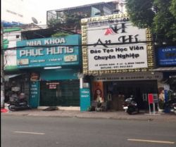 cho thue nha duong le quang dinh 3 8 x 19 m tret 2 lau 35 trieu  thang