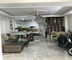 nha ban truong quoc dung phu nhuan 4 5x8 1m 5 lau 6 5 ty