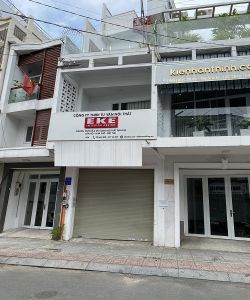 cho thue nha mat tien quan 1 duong nguyen van nguyen phuong tan dinh quan 1 gia 40 trieu