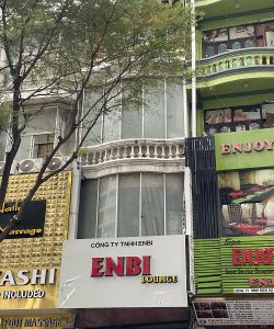 cho thue nha mat tien quan 1 duong le thanh ton phuong ben nghe quan 1 gia 5 300 usd