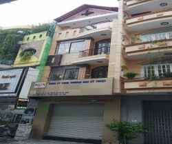 ban nha mat tien cu lao dt 4x14m 3 lau gia 16 7 ty 