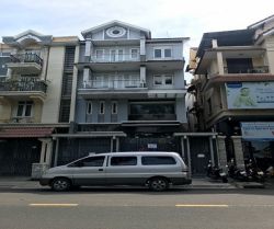 cho thue mat bang mat tien hoa phuong 8x16m 3 tang gia 45 trieu