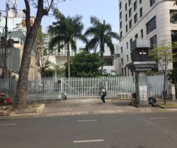 cho thue nha mat tien nguyen thi minh khai quan 3