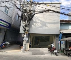 ban nha mat tien kinh doanh phan van han gia 5 4 ty