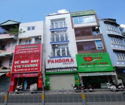 cho thue nha mat tien duong ut tich 4x10 m2 4 lau 30 trieu