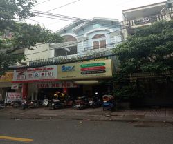 cho thue nha mat tien duong d5 phuong 25 8x23 1 tret 1lau 90 trieu 