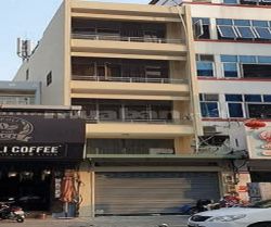 cho thue nha mat tien hoang van thu dt 45 x 24m tret lung 3 lau gia 65 tr th