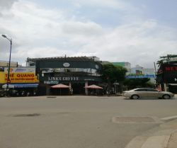 cho thue nha goc 2 mat tien duong bach dang 8x28  100 trieu