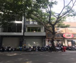 cho thue nha quan 1  nha cho thue mat tien duong calmette phuong nguyen thai binh quan 1