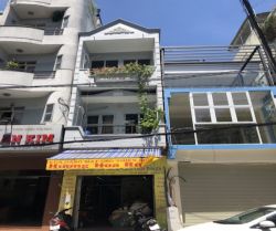 ban nha mt dep duong nguyen thien thuat  phuong 1 q 3  tphcm dien tich   3 2m x 11m  gia chi   13 5 ty 