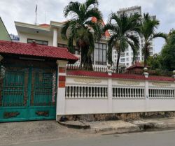 cho thue biet thu duong nguyen dang giai thao dien quan 2 dt  16x32 gia 6000 usd