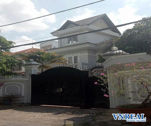 cho thue nha quan 2 biet thu duong quoc huong p thao dien dt 20x20 gia 3500  