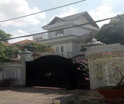 cho thue nha quan 2 biet thu duong quoc huong p thao dien dt 20x20 gia 3500  