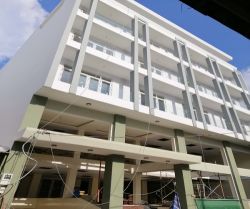 cho thue toa nha van phong duong lac long quan 16x16 m2 5 tang 250 trieu