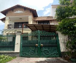 cho thue biet thu quan 2 duong 15  an phu an khanh 10x20 gia 2000 usd 