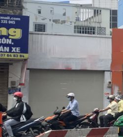 cho thue mat bang duong hoang van thu dien tich 3 7x18m tret gia 40tr thang