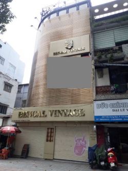 cho thue nha mat tien duong tran hung dao quan 1  dt 7 8x20 tret  4 lau gia 15000 usd thang