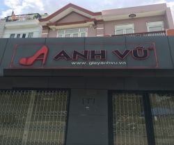 cho thue nha duong pham van dong 8 x 13m tret 2 lau 40 trieu  thang