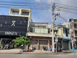 cho thue nha  cmt8 9x40m 1 tret 3  lau 180tr th 