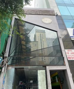 cho thue nha mat tien quan 1 duong hai ba trung phuong ben nghe quan 1 gia 12 000 usd