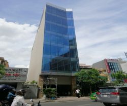 cho thue toa nha van phong mat tien duong bach dang 6x32 m2 7 lau 12000 usd