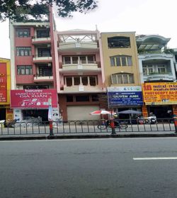 cho thue mat bang duong hoang van thu dien tich 42x14m no hau 5m 2 lau gia 40tr th