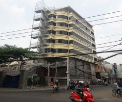 cho thue nha 2 mat tien duong au co phuong 14quan tan binh  dt 5x16m 1 ham 1 tret 1 lung 7 lau  gia 200tr 