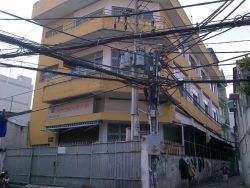 cho thue nha nguyen can hem xe tai duong au co phuong 10 quan tan binh