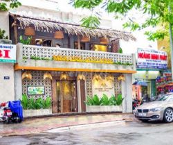 cho thue nha quan 1 mat tien duong nguyen thai binh 7x17m 2 tang gia 7500 usd thang