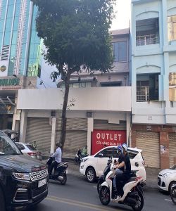 cho thue nha mat tien quan 3 duong vo van tan phuong 5 quan 3 gia 13 000 usd